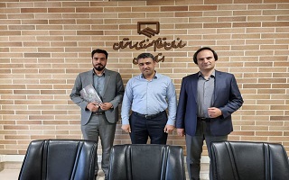 تقدیر از کارشناس واحد عضویت و صدور پروانه اشتغال به کار مهندسی سازمان توسط مدیر کل دفتر مقررات ملی ساختمان کشور تقدیر از کارشناس واحد عضویت و صدور پروانه اشتغال به کار مهندسی سازمان توسط مدیر کل دفتر مقررات ملی ساختمان کشور