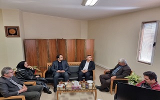 حضور دکتر سید مجید حسینی (رئیس کمیسیون رفاه ، ورزش،بیمه و مالیات شورای مرکزی) در محل سازمان و دیدار با ریاست و اعضای هیئت مدیره حضور دکتر سید مجید حسینی (رئیس کمیسیون رفاه ، ورزش،بیمه و مالیات شورای مرکزی) در محل سازمان و دیدار با ریاست و اعضای هیئت مدیره